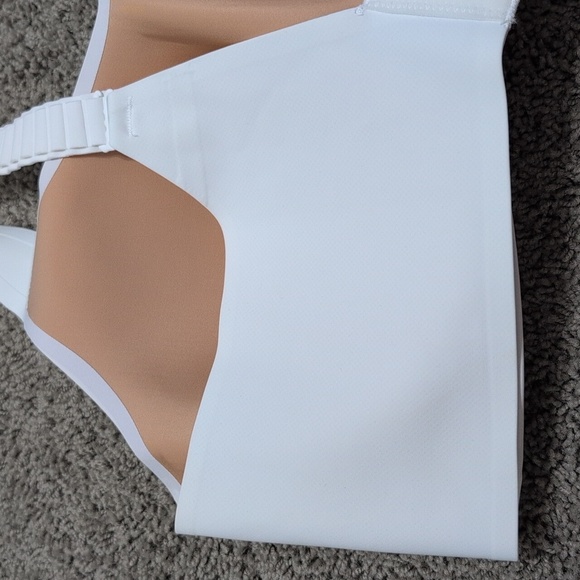 Knix Catalyst Sports Bra White Size 8 (40DD) - Picture 8 of 15